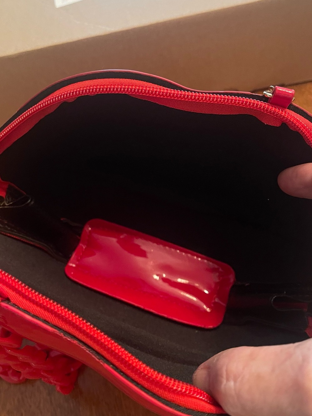 Betsey Johnson Red Patent Lip-Shaped Shoulder Bag with Chain Strap - Picture 4 of 8